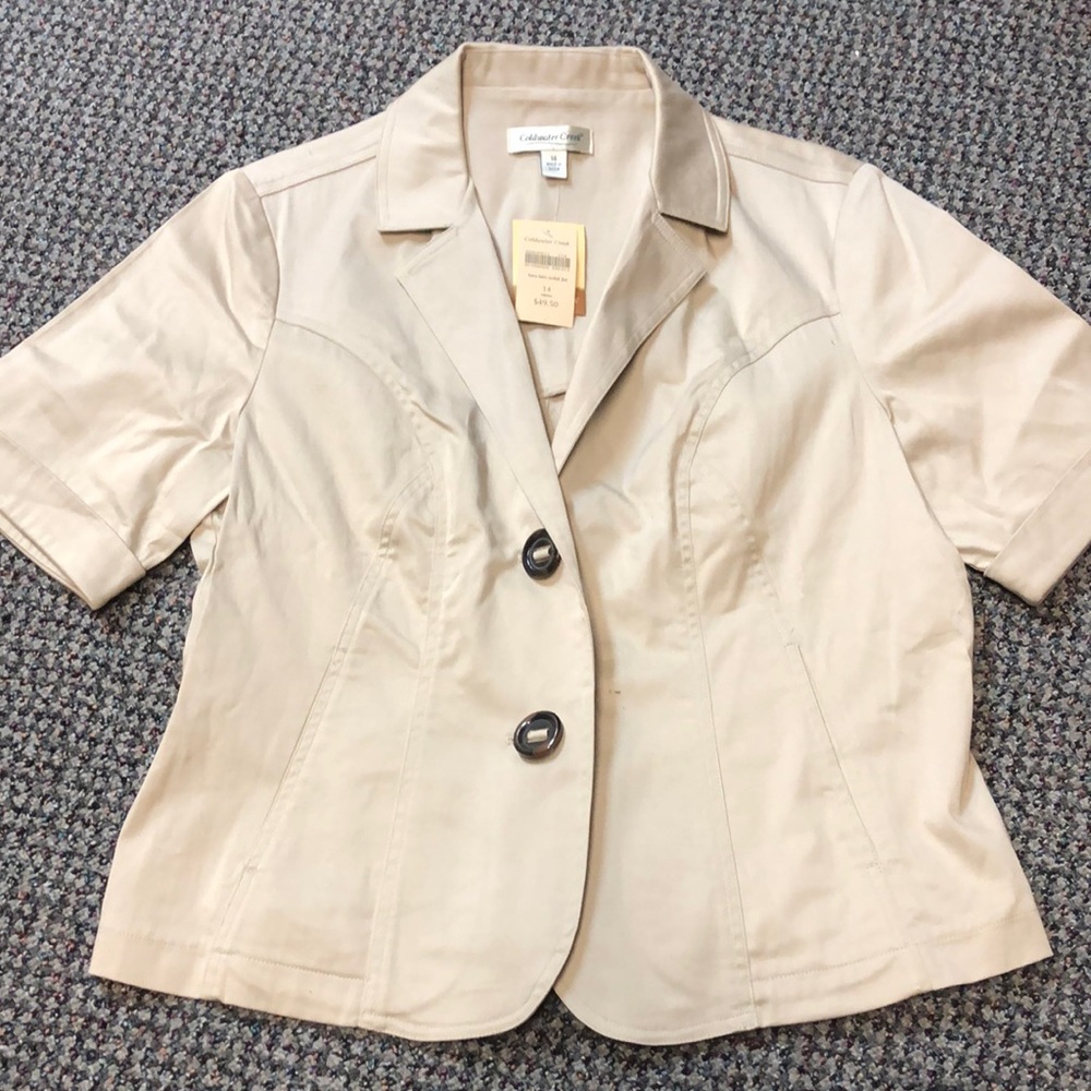 Short Sleeve Jacket